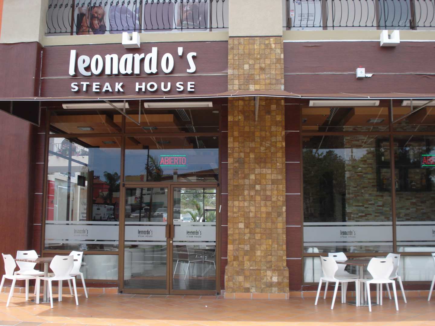 Leonardo's Steak House