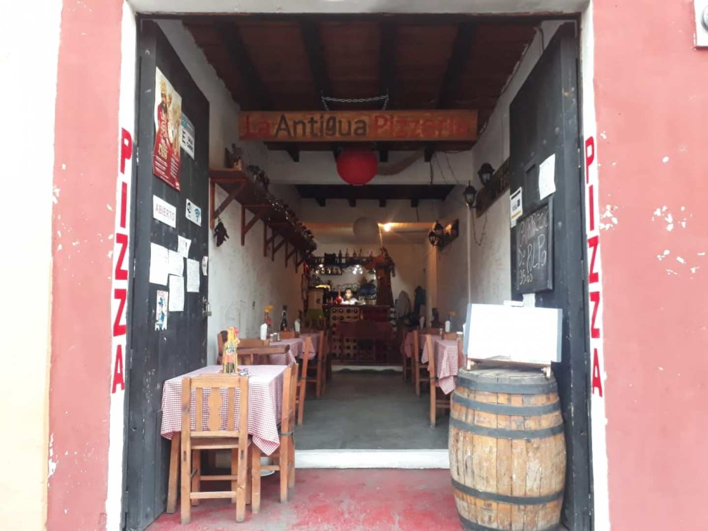 La Antigua Pizzeria