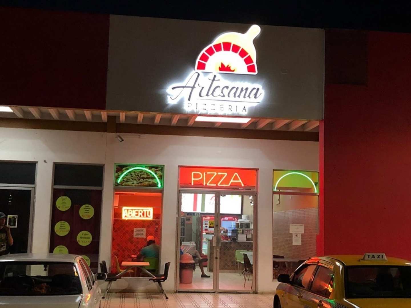 Artesana Pizzeria