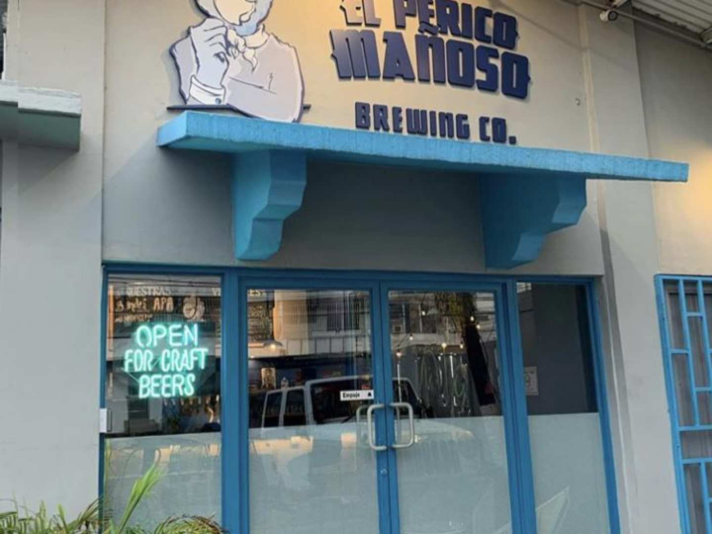 El Perico Mañoso Brewing Co