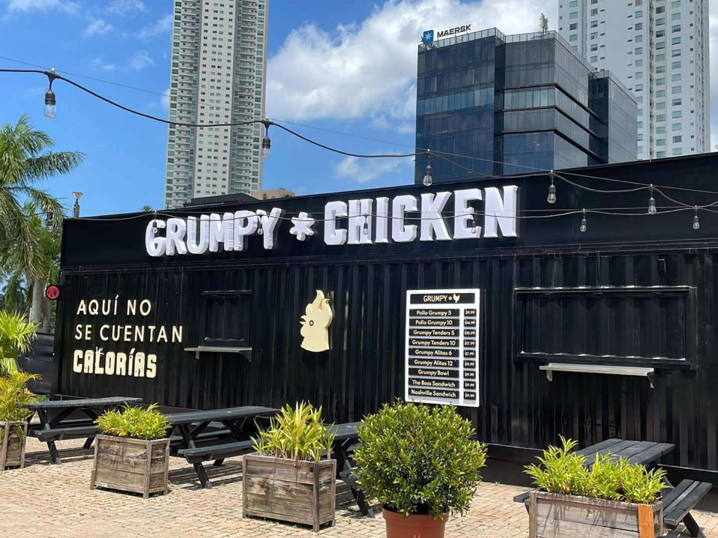 Grumpy Chicken (Costa del Este)