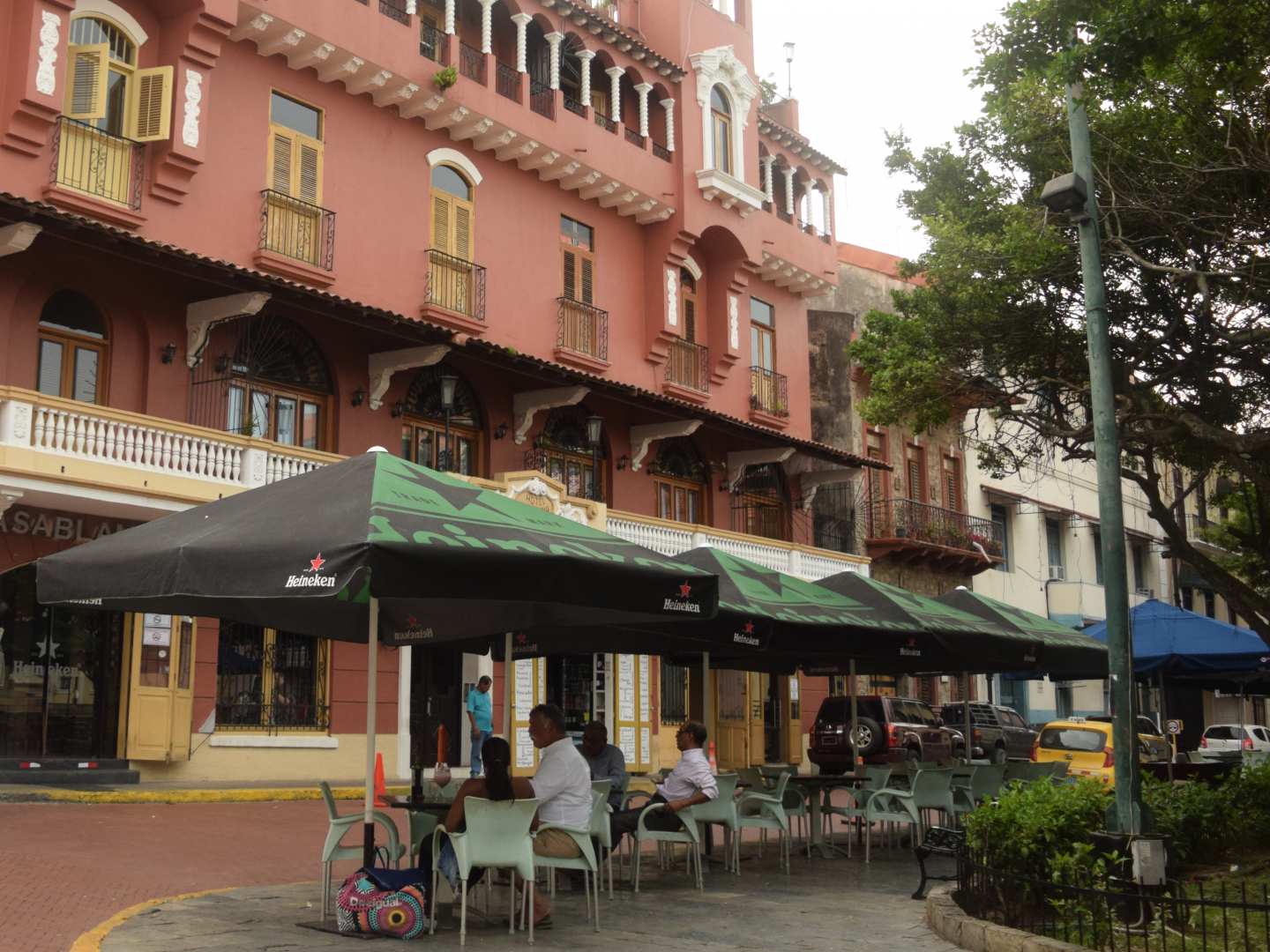 Casa Blanca, Panamá Restaurante Internacional [Degusta]