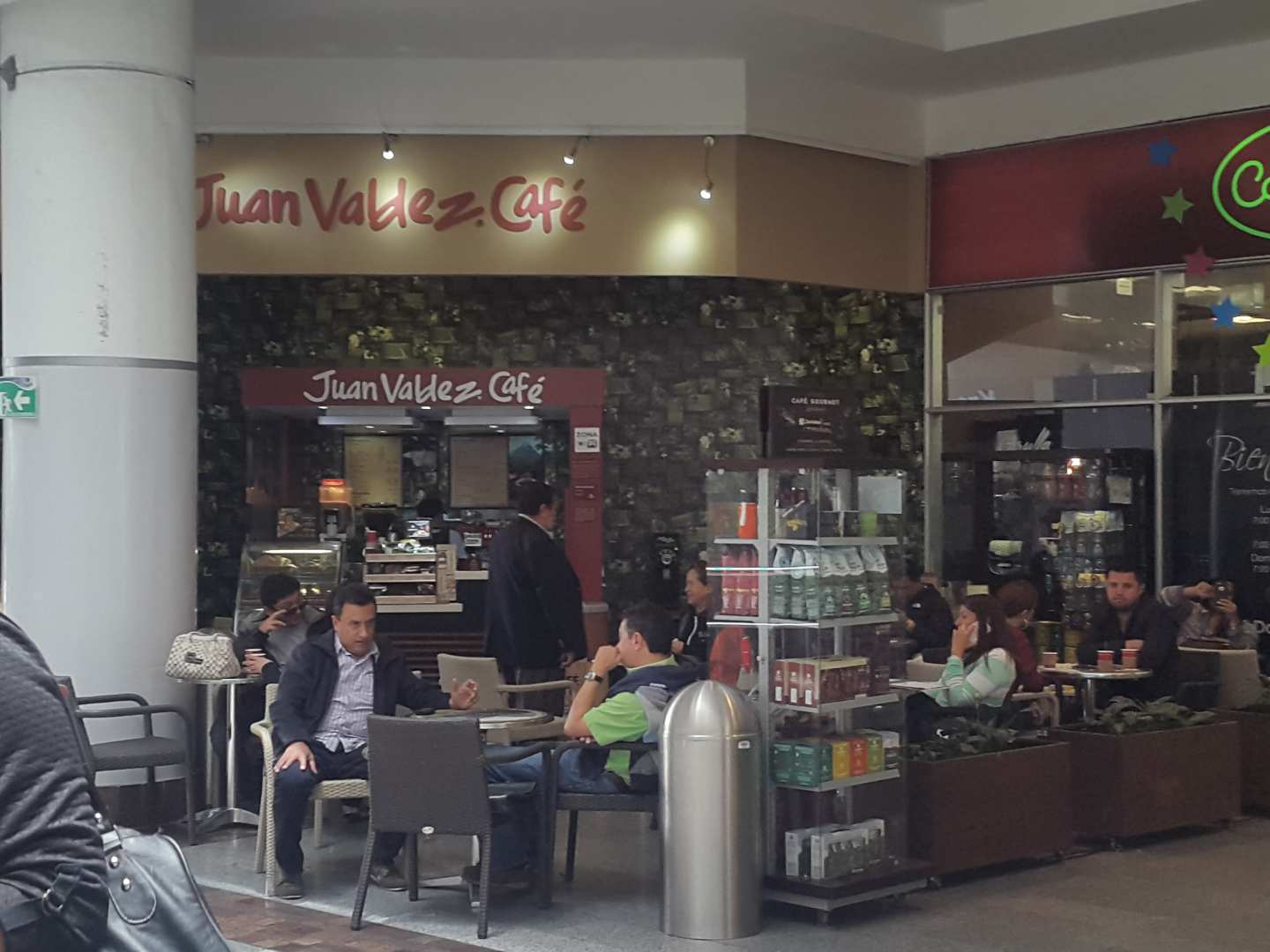 Juan Valdez Café (C.C. San Rafael)