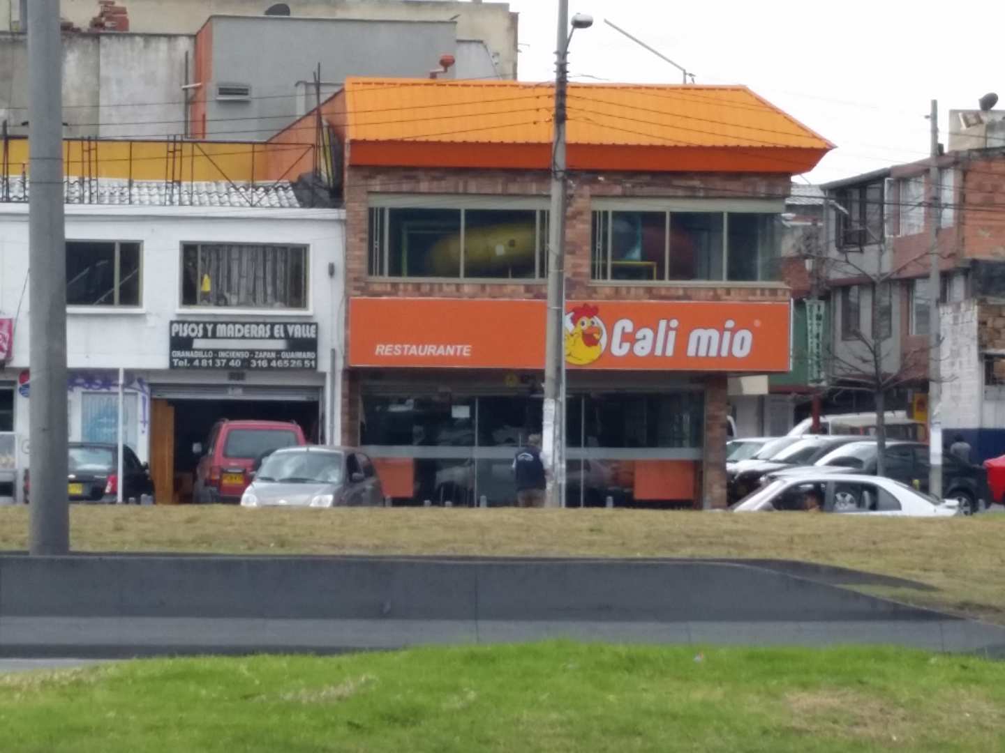 🍔 Cali Mio (Autopista Norte), Bogotá Restaurante