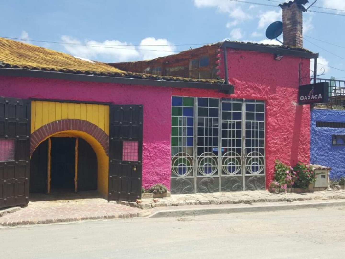 Oaxaca Cantina de Pueblo