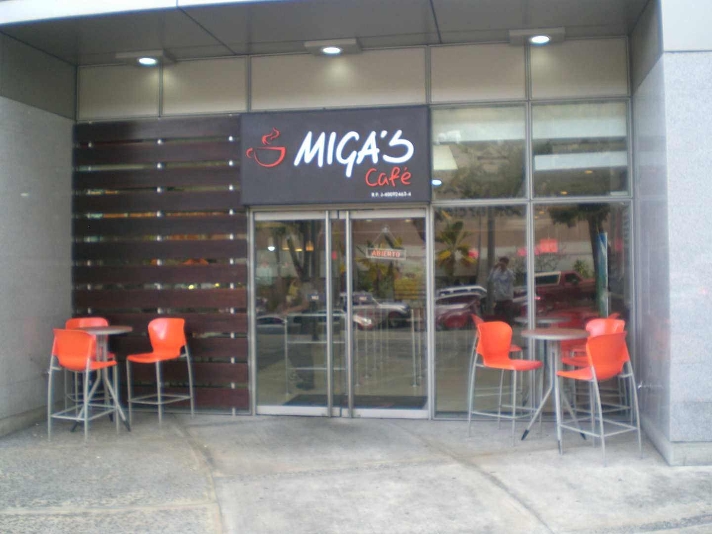 Miga's (Santa Paula)