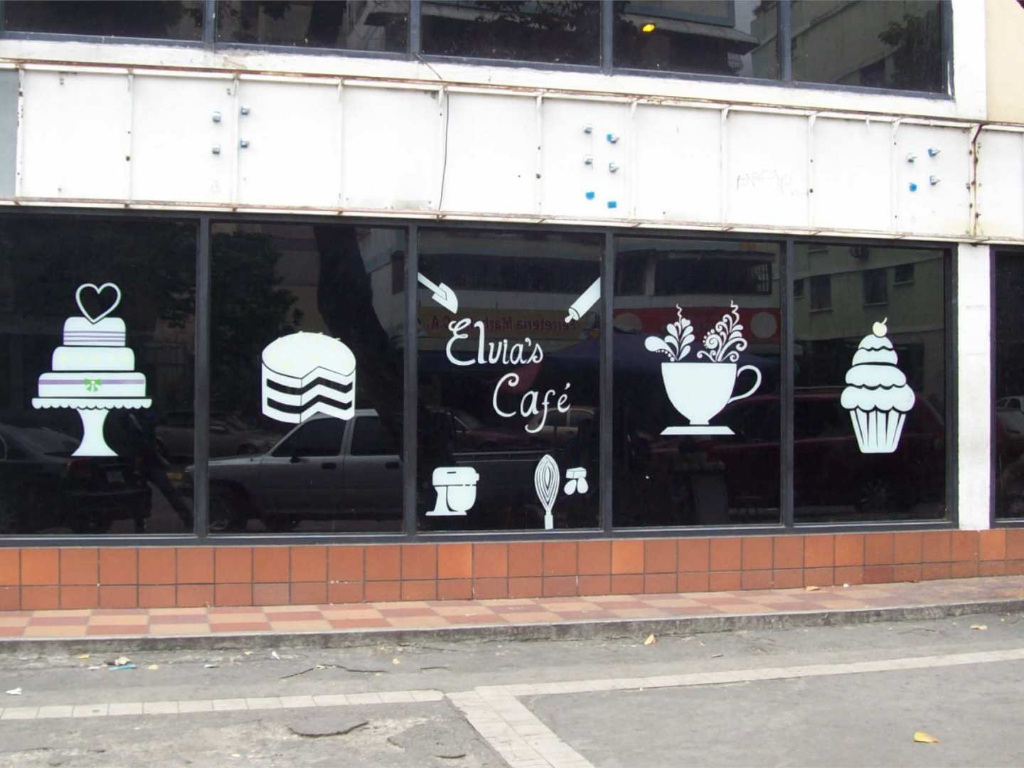 Elvia's Cafe