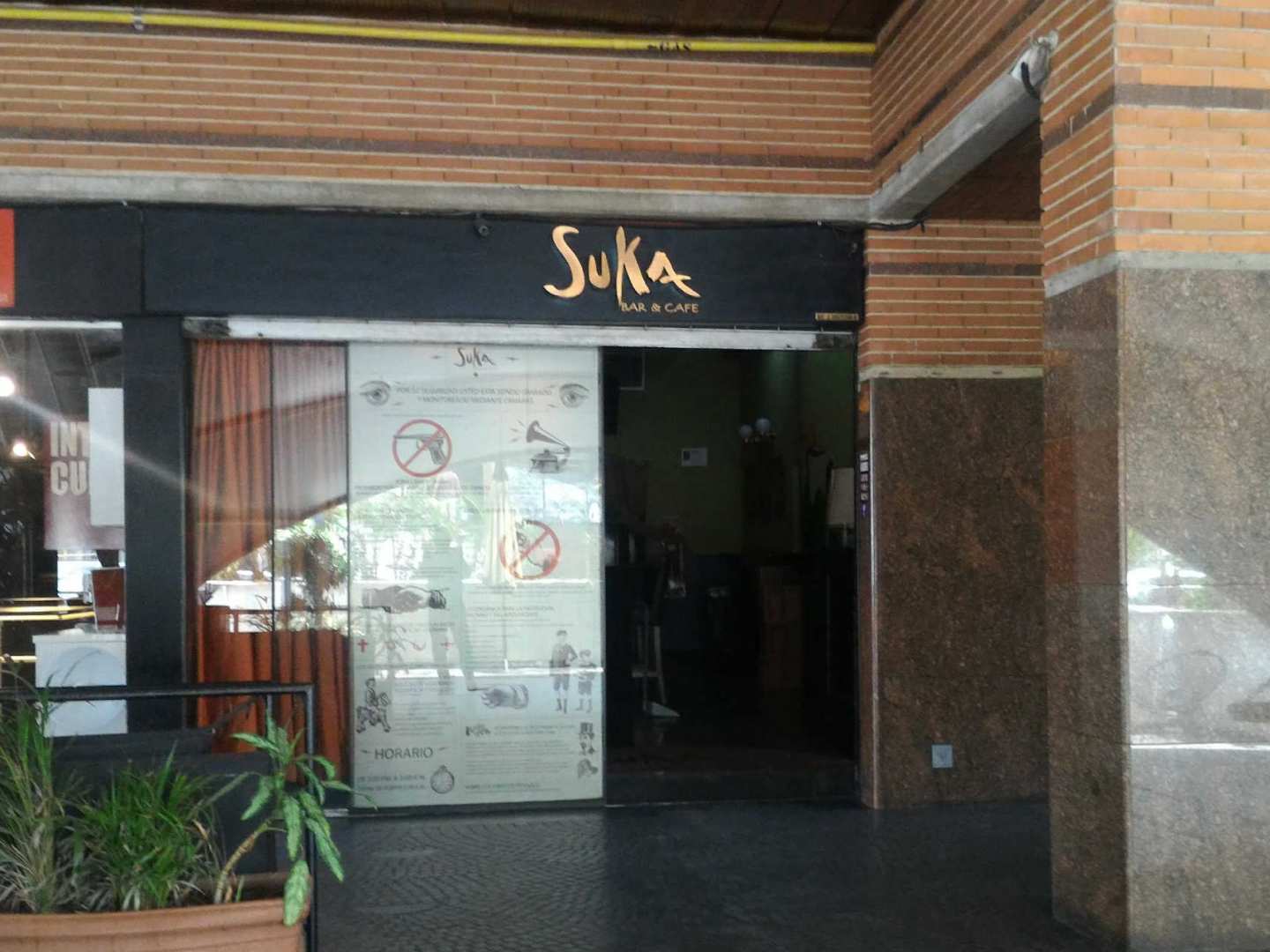 Suka Bar & Café
