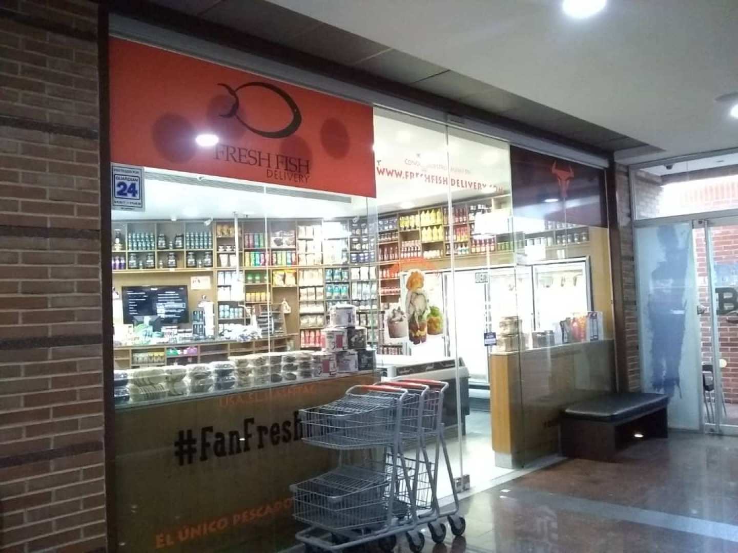 Fresh Fish & Meat (C. C. Galerias Sebucán)