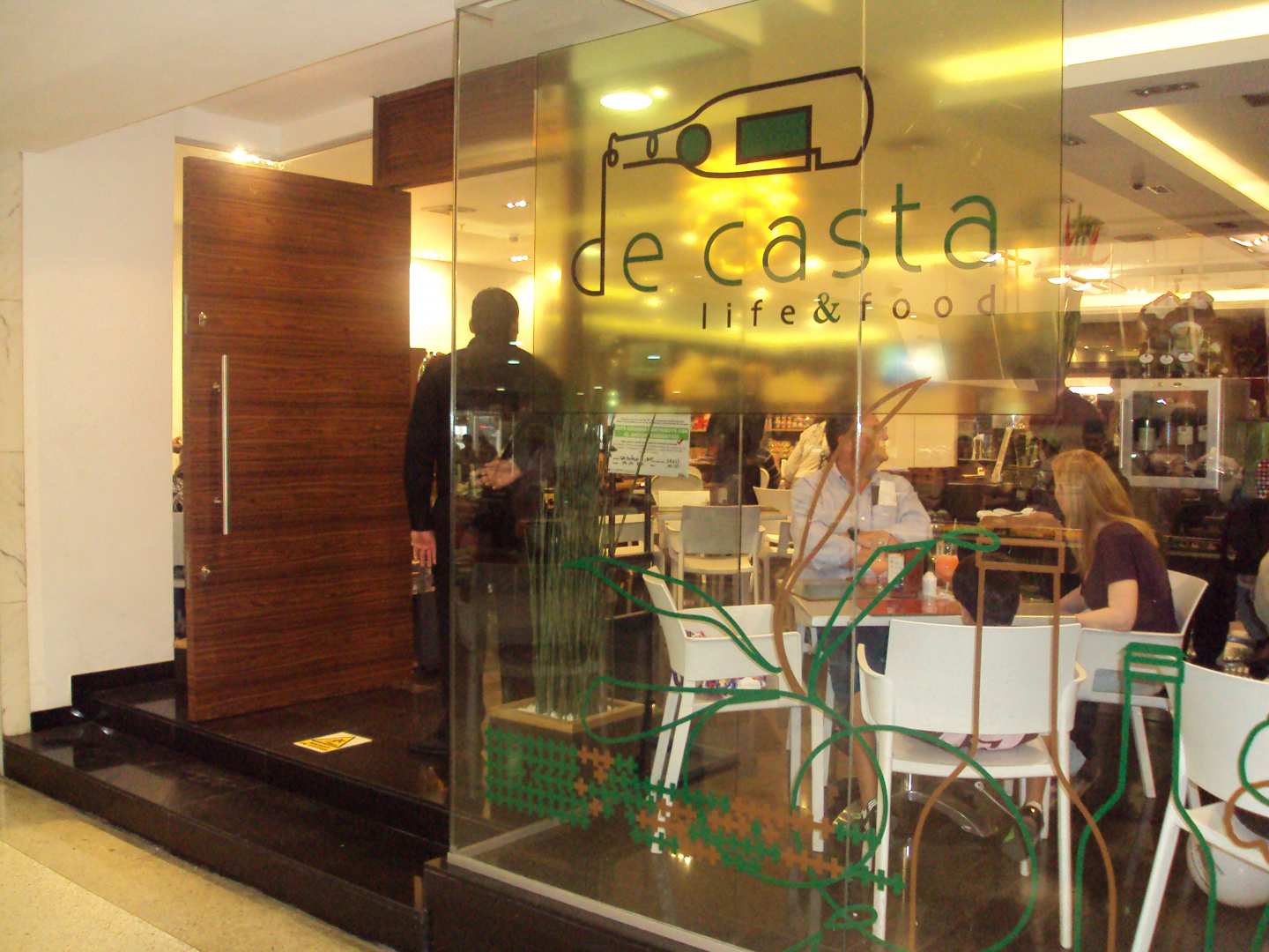 De Casta Life & Food
