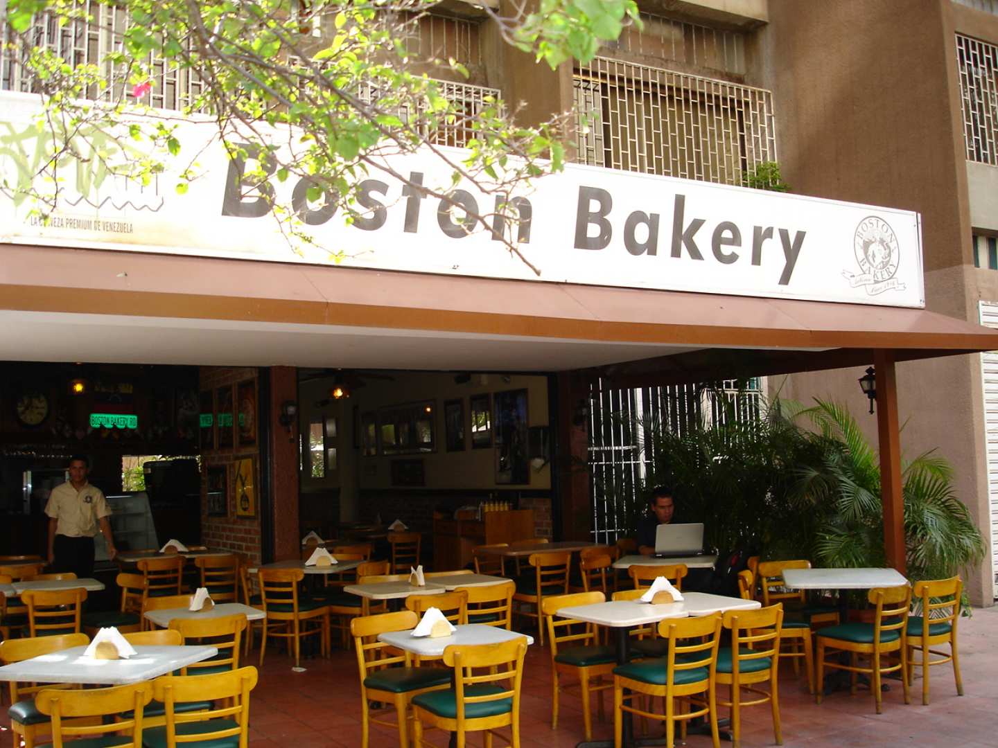Boston Bakery (Los Palos Grandes)